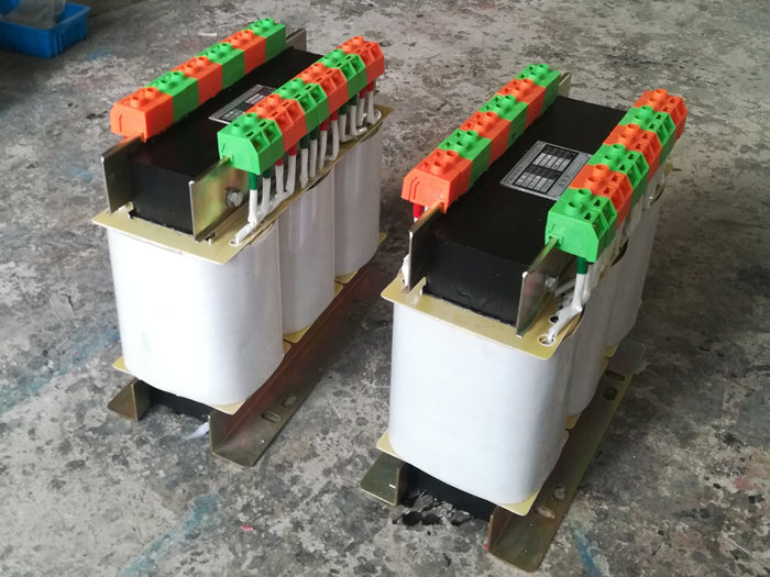 SBK/SG-1.5KVA三相干式自耦變壓器380V變220V/200V