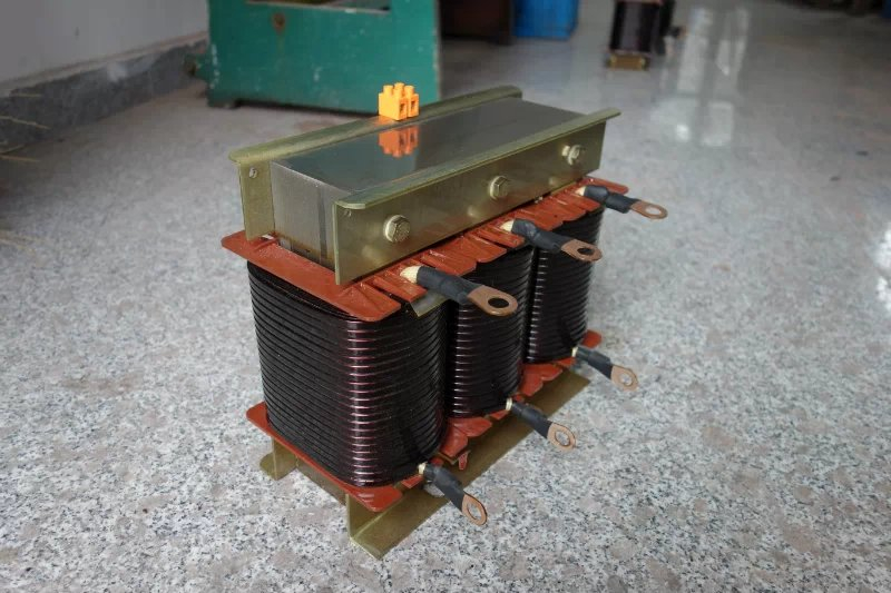 CKSG-2.4/0.4-12%串聯電抗器